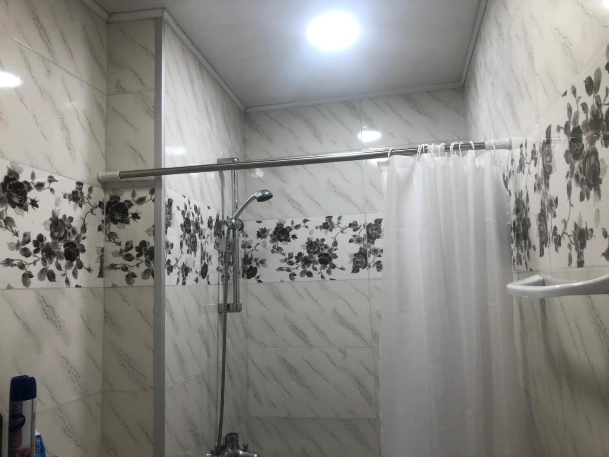Appartment In Old Tbs, Near Holy Trinity Cathedral Tiflis Exterior foto